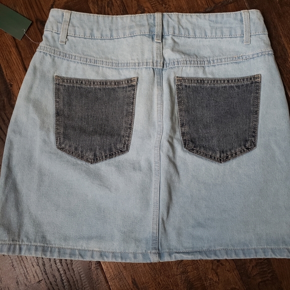 WILD FABLE BUNDLE OF 2 MINI SKIRTS NWT BOTH SIZE 6 - Picture 4 of 7